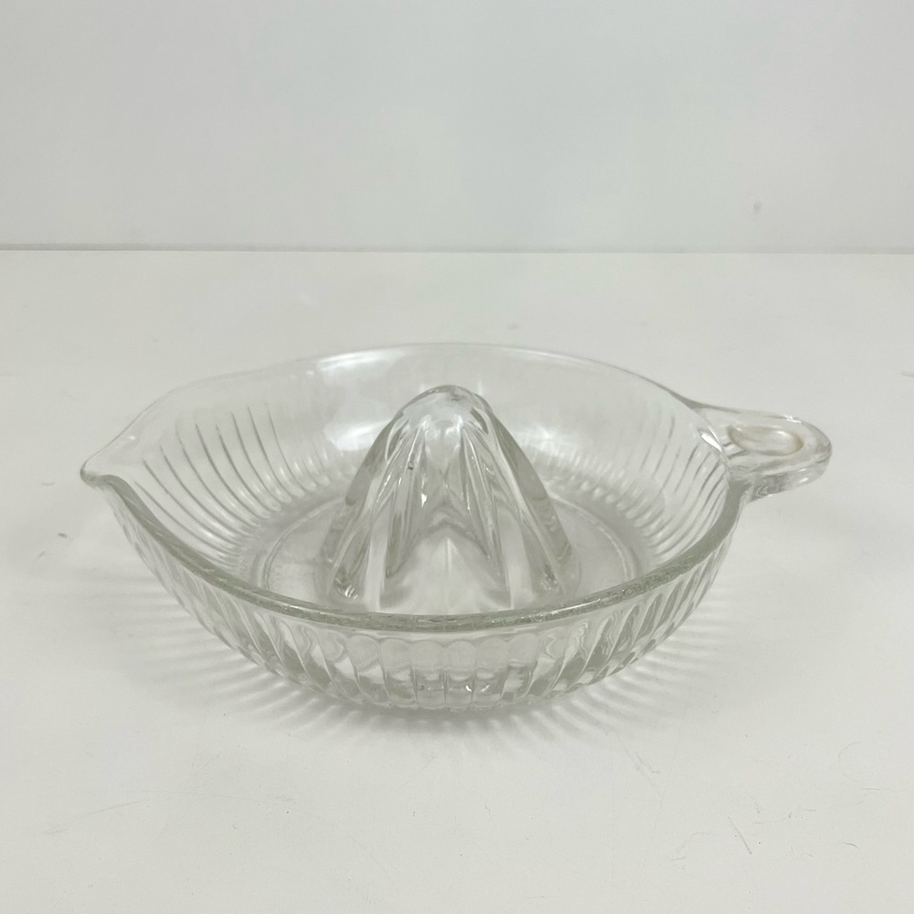 Vintage Hand Citrus Juicer Reamer Heavy Ribbed Clear Glass with Tab Handle